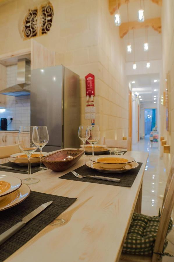 Ta' Gilard - Lovely Renovated Holiday Home Żabbar エクステリア 写真