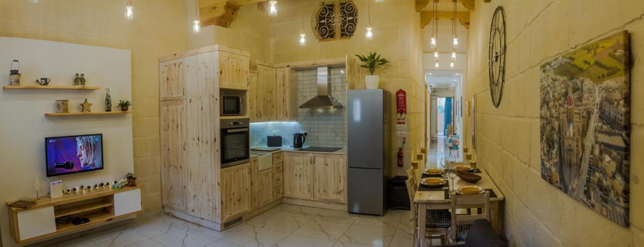 Ta' Gilard - Lovely Renovated Holiday Home Żabbar エクステリア 写真