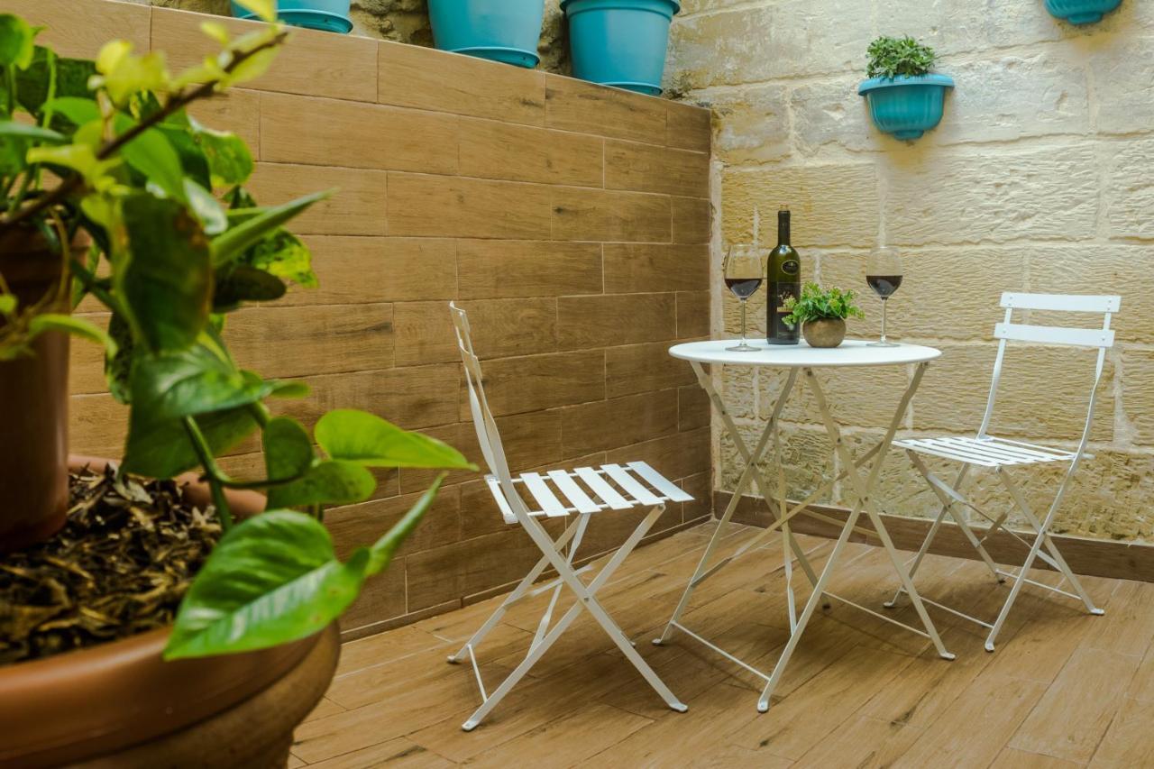 Ta' Gilard - Lovely Renovated Holiday Home Żabbar エクステリア 写真