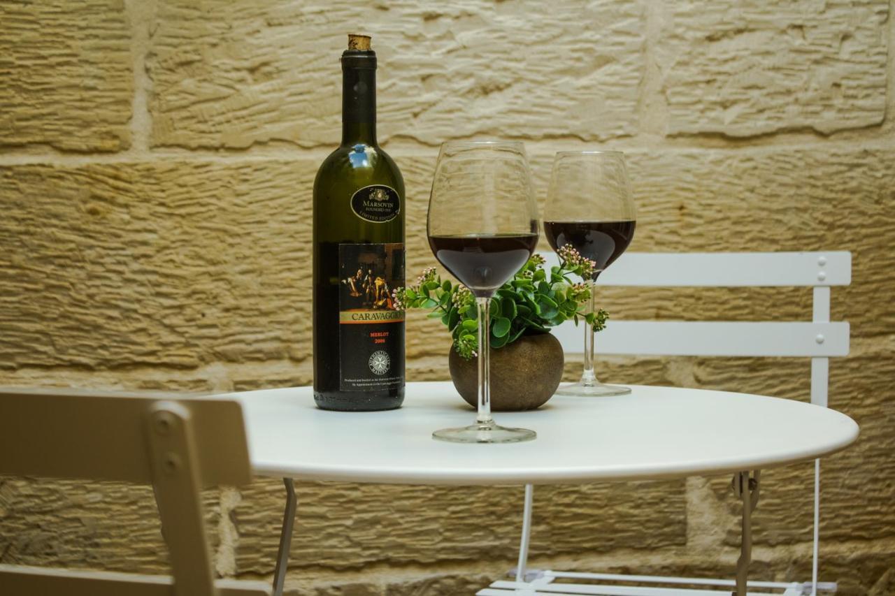 Ta' Gilard - Lovely Renovated Holiday Home Żabbar エクステリア 写真