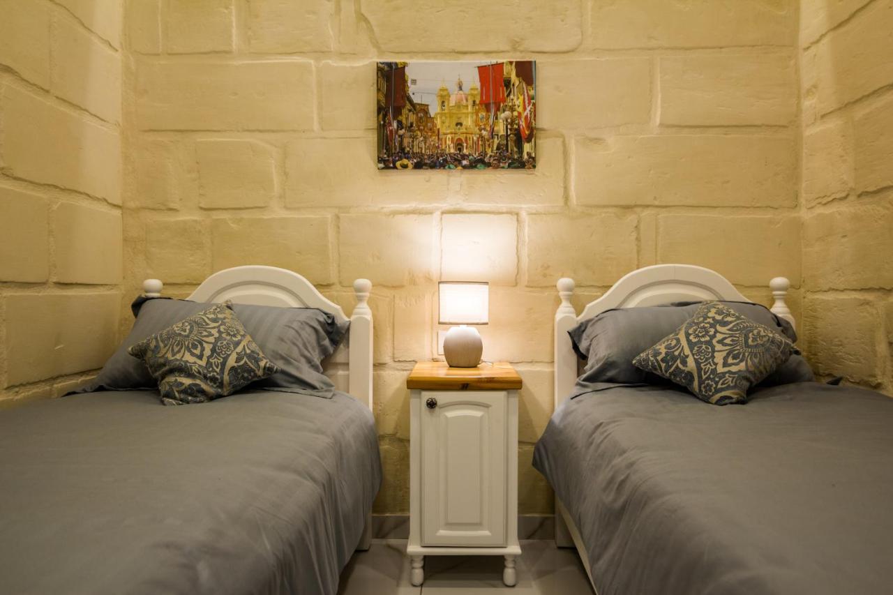 Ta' Gilard - Lovely Renovated Holiday Home Żabbar エクステリア 写真