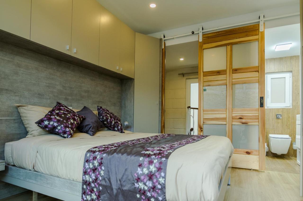 Ta' Gilard - Lovely Renovated Holiday Home Żabbar エクステリア 写真
