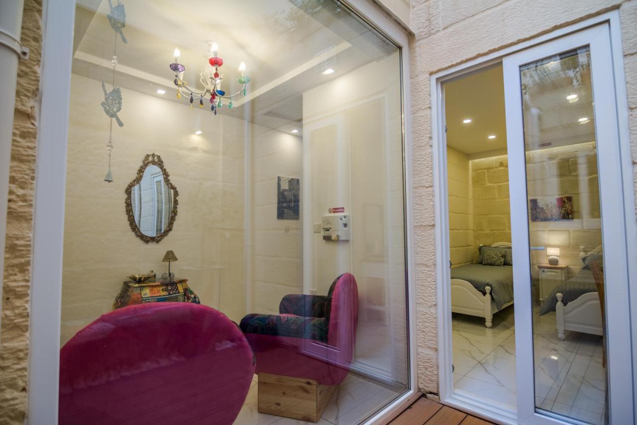 Ta' Gilard - Lovely Renovated Holiday Home Żabbar エクステリア 写真