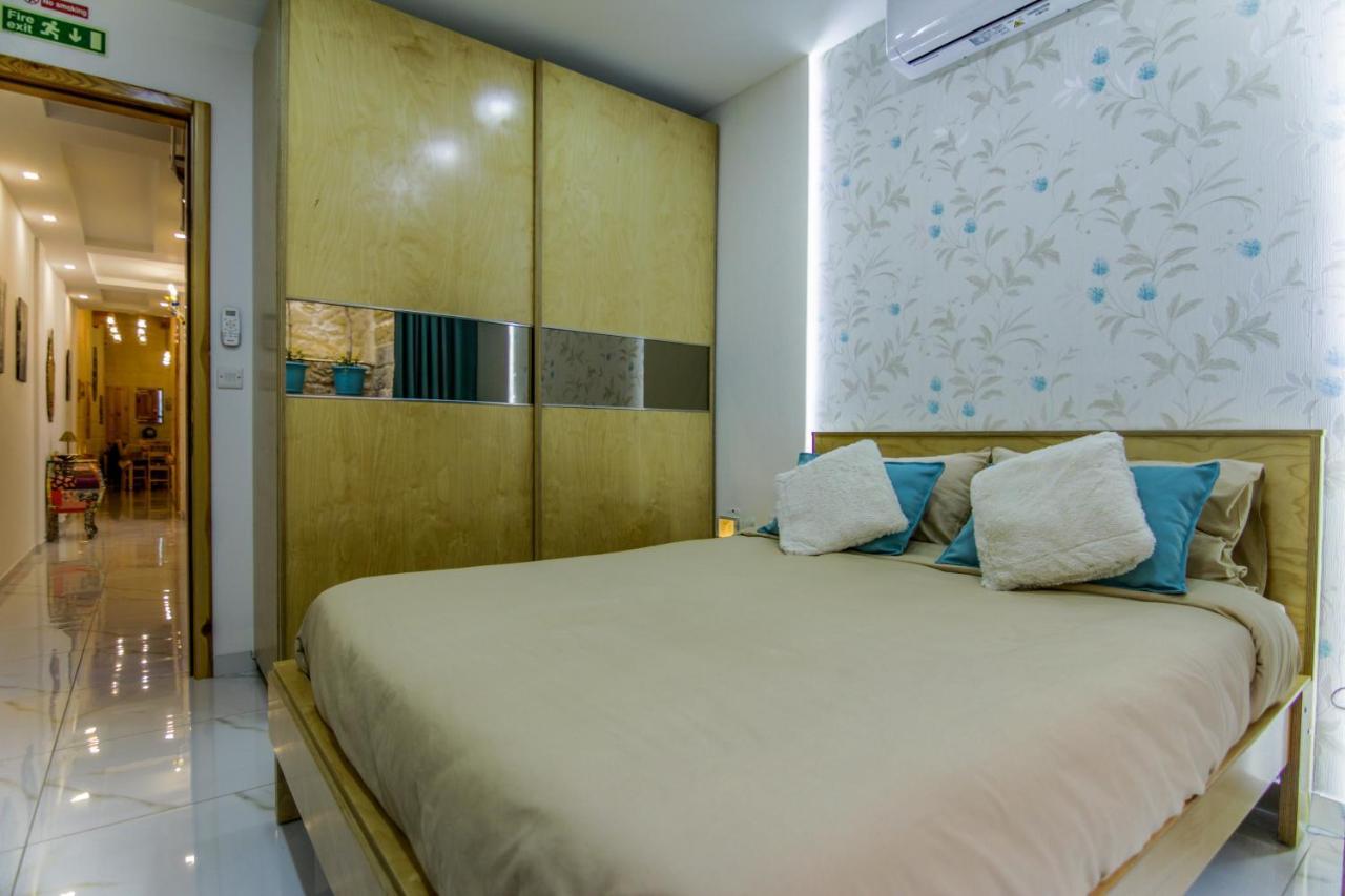 Ta' Gilard - Lovely Renovated Holiday Home Żabbar エクステリア 写真