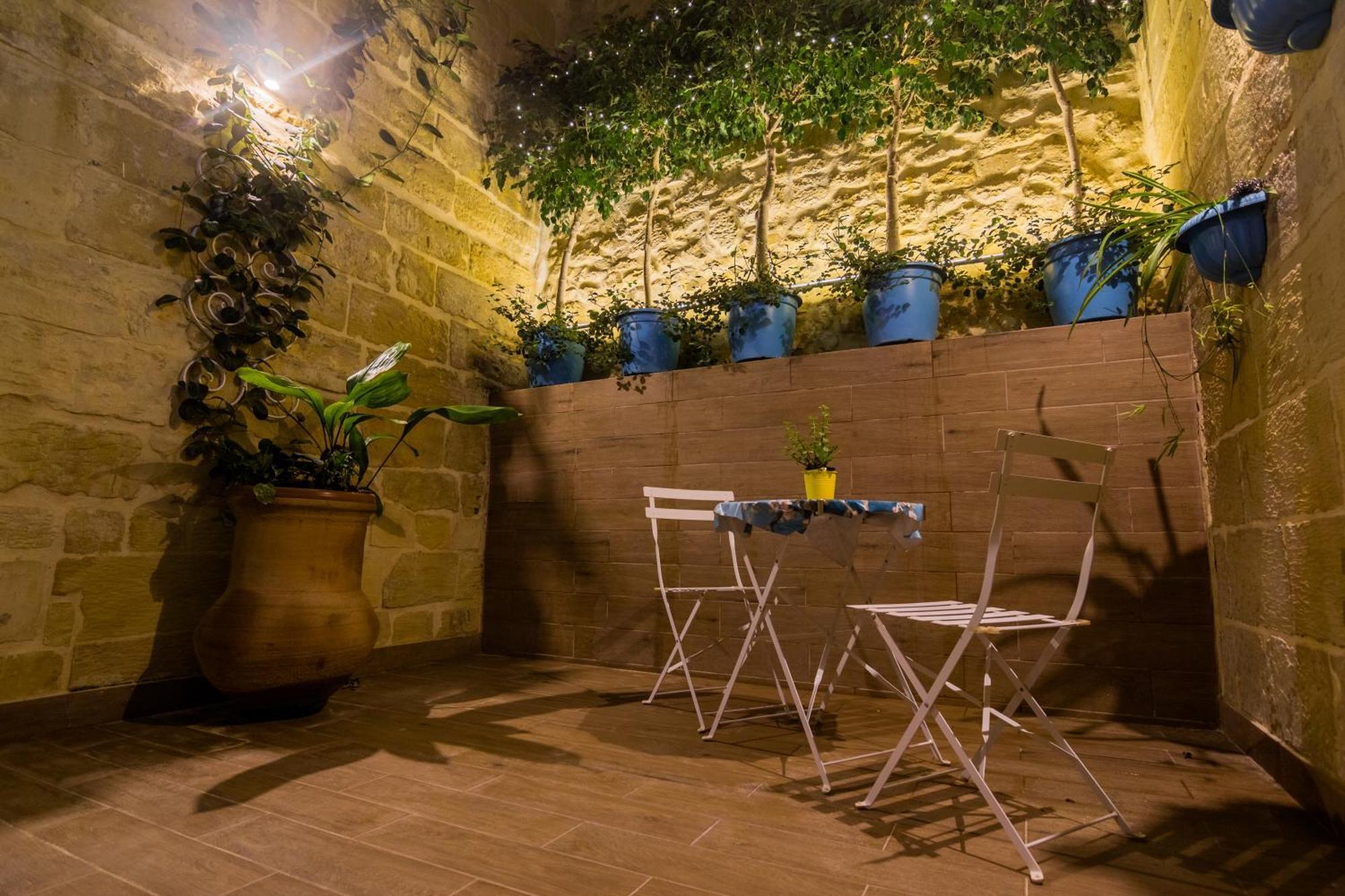 Ta' Gilard - Lovely Renovated Holiday Home Żabbar エクステリア 写真
